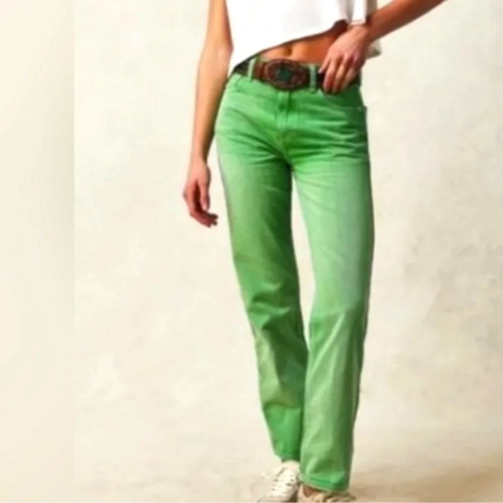 Free People The Pacifica High Rise Slim Straight Leg Jeans in Kelly Green.Sz 27